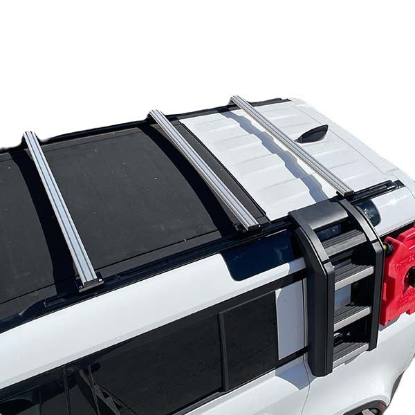 New-Defender-low-mount-cross-bar-roof-rails-1_1