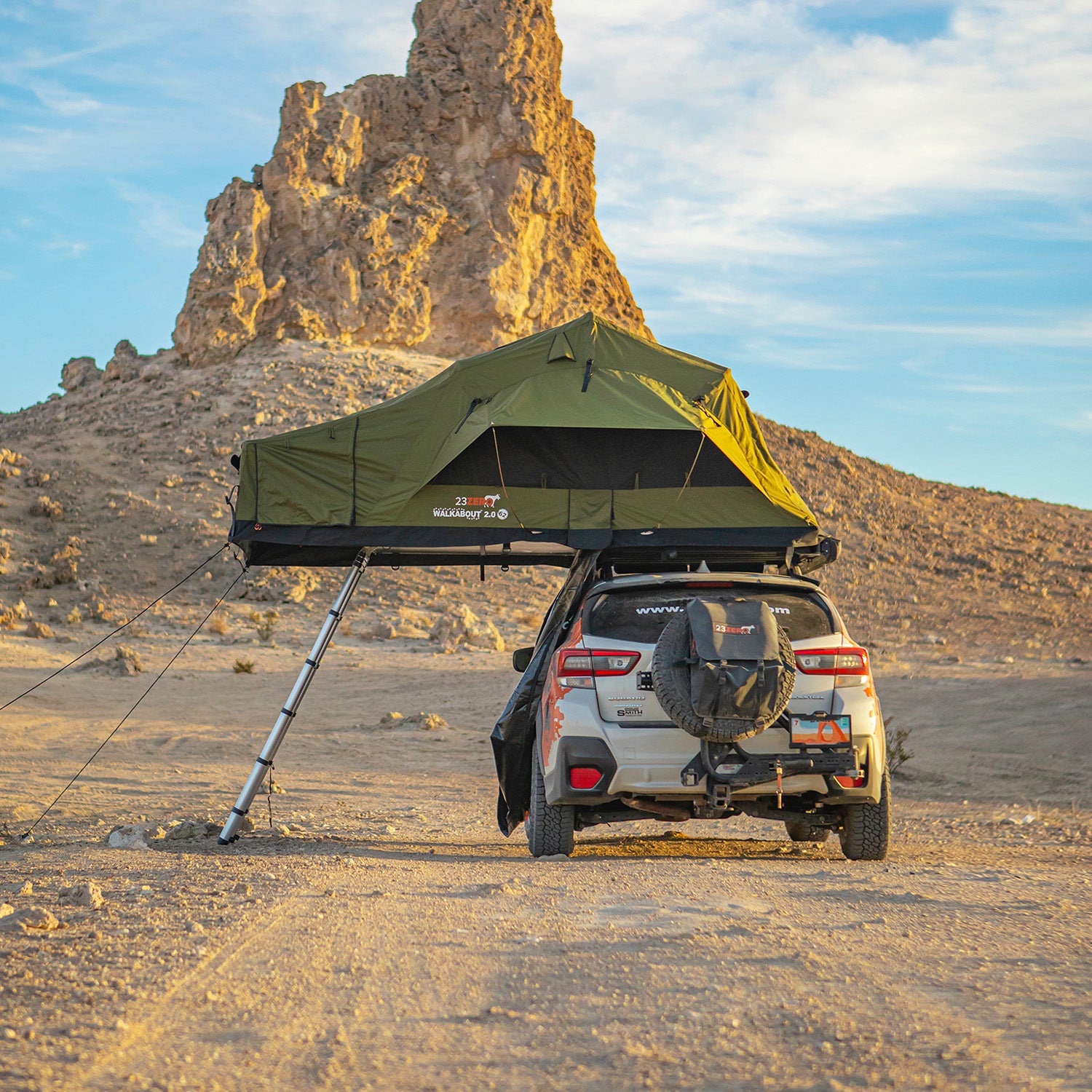 23zero_walkabout_2.0_eco13b_lst_soft_shell_roof_top_tent_1500x1500_S4__83444_f2d50917-daa5-49d9-b14d-cb467b966693