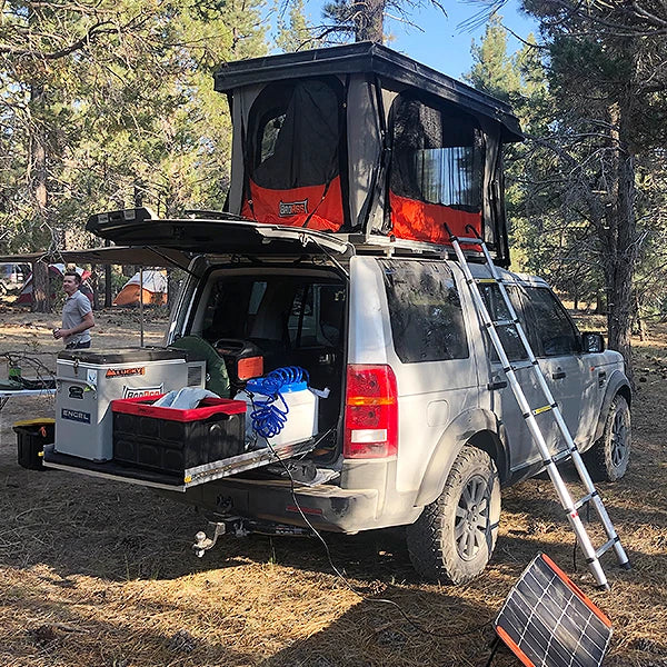 Badass Tents 2005-2016 Land Rover LR3  LR4  Discovery 3  Discovery 4 CONVOY Rooftop Tent Action Shot Trunk Open