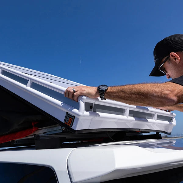 Badass Tents 2009-24 Toyota 4Runner (Gen 5) CONVOY Rooftop Tent Opening