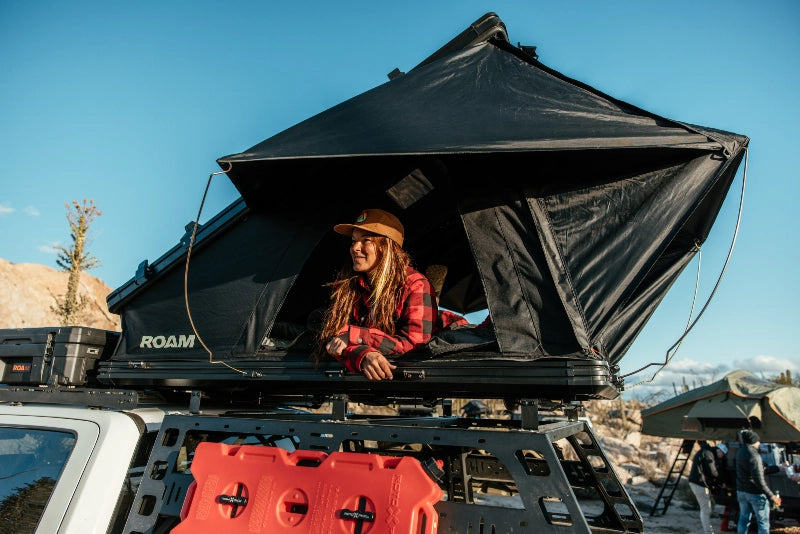 ROAM The Desperado Hardshell Rooftop Tent - Rooftop Ritz