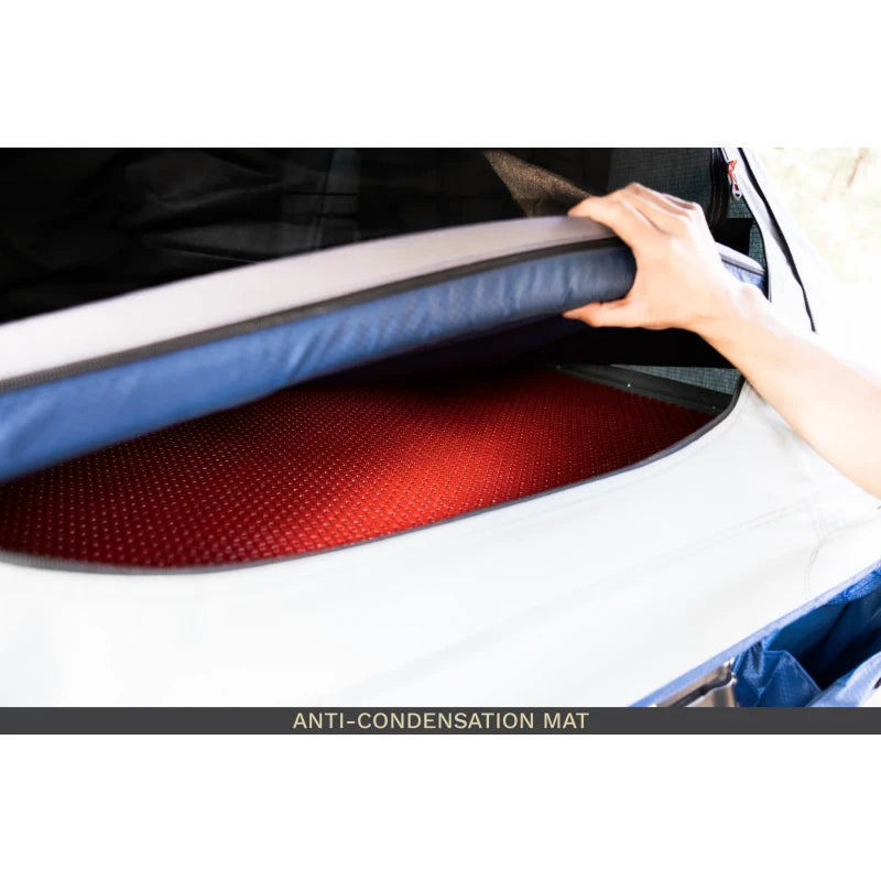 ROAMTheVagabondXLRooftopTentMattress2
